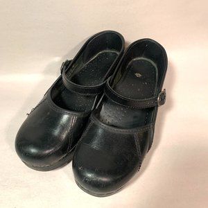 Dansko Black Mary Jane Clogs Women's size 7